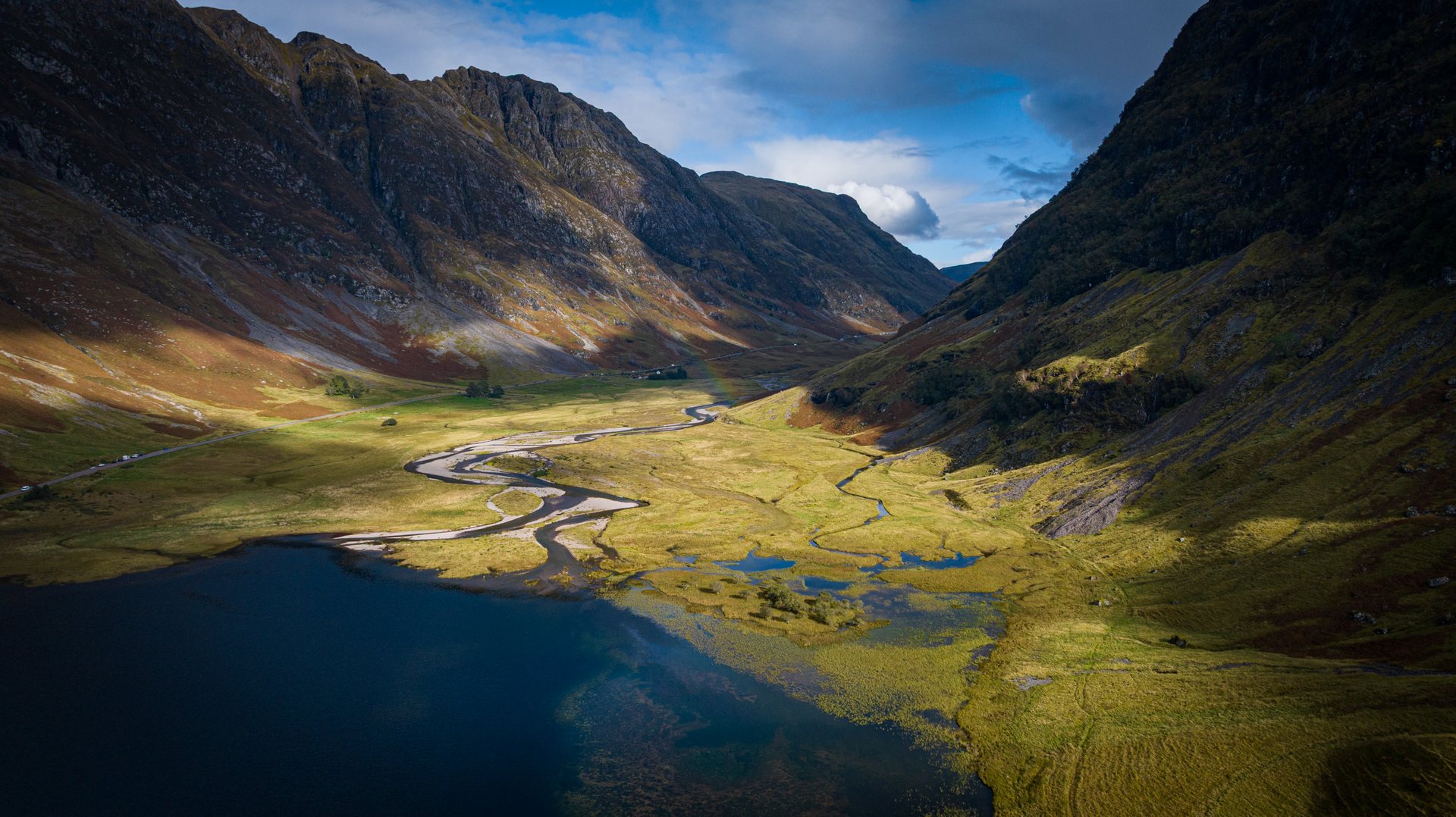 Summer light over Loch Achtriochtan ✨